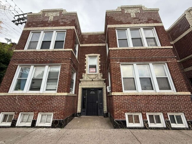 Primary Photo - 5952 W Roosevelt Rd