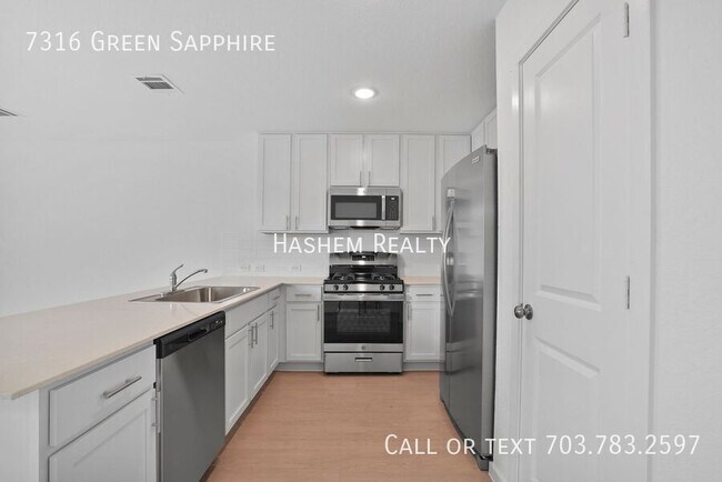 Building Photo - 7316 Green Sapphire