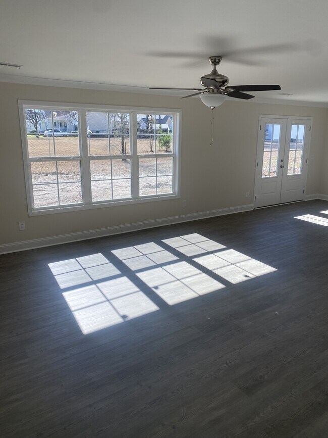 Building Photo - 3277 Spiral Ln