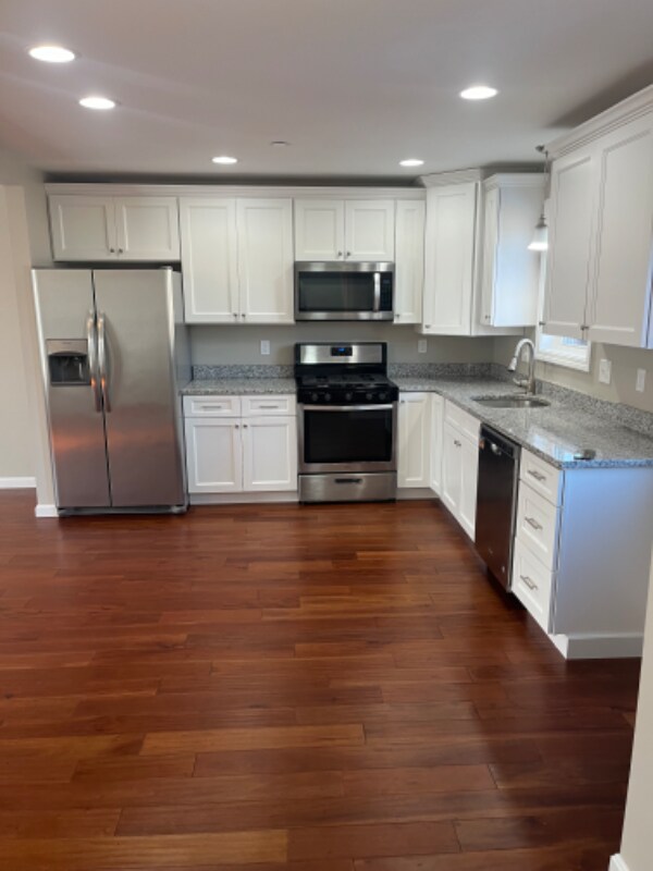 Building Photo - 38 Perham St