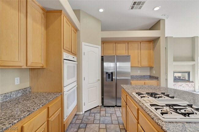 Building Photo - 3769 Erva St