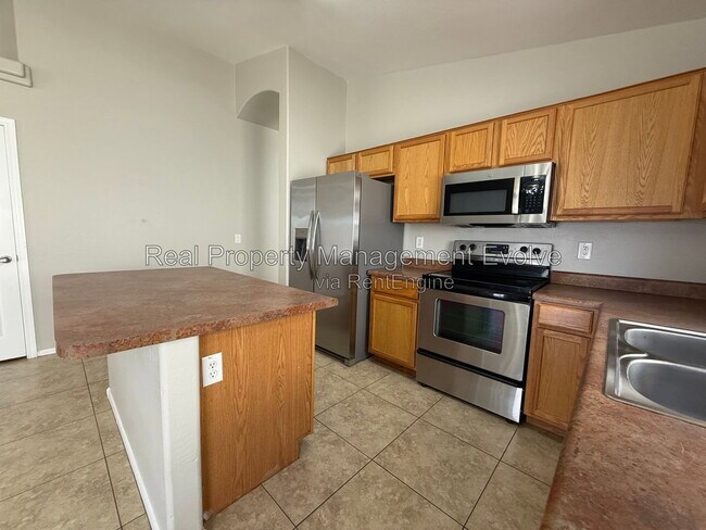 Building Photo - 11728 W Avenida Del Sol