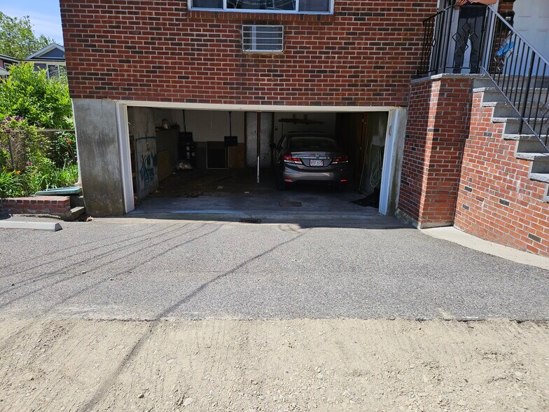 Garage - 126 Highland Ave