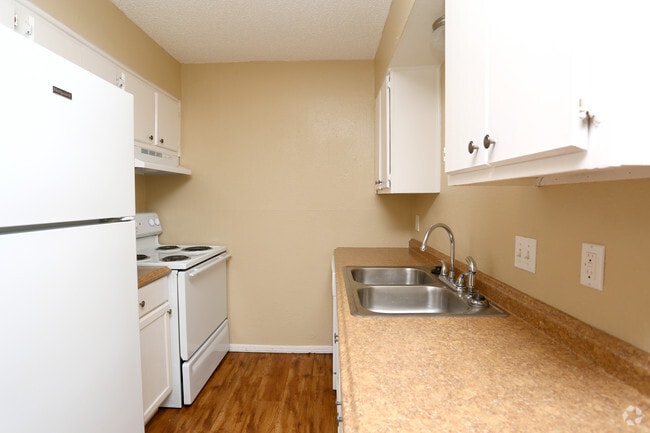 Interior Photo - The Villas at Stonelake Apartments