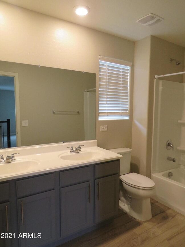 Building Photo - 40537 W Helen Ct