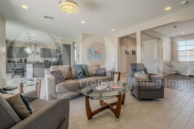 Building Photo - 5369 S Sierra Prieta Trl