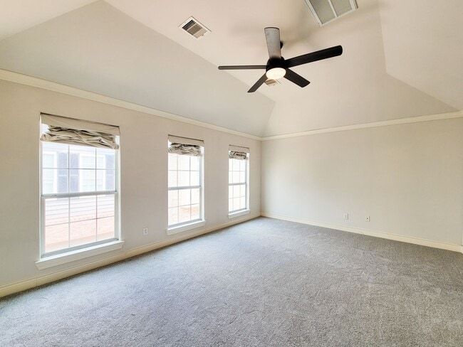 Building Photo - Two-Story, Three Bedroom Home in Gated Com...