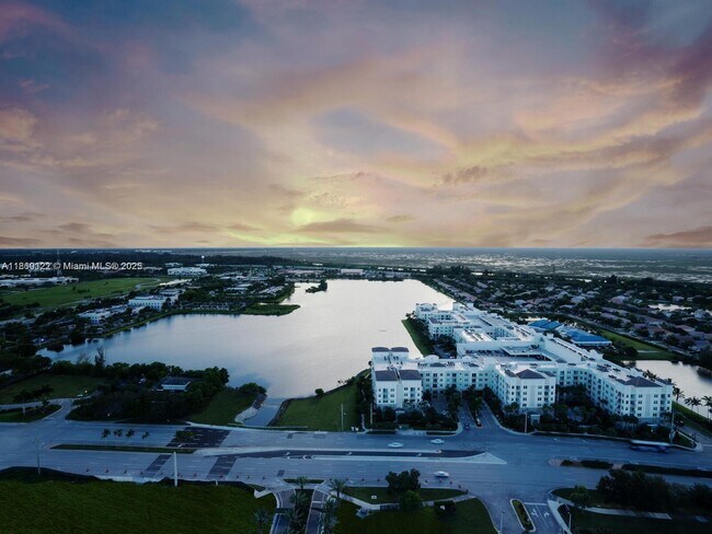 Building Photo - 2000 Metropica Wy