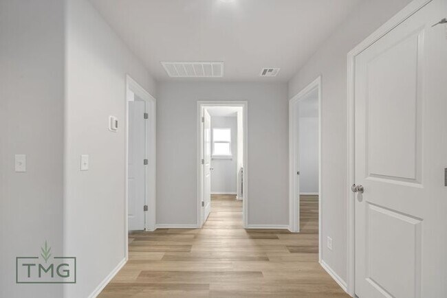 Building Photo - 3/2.5/2 Home in Historic Neighborhood | MO...