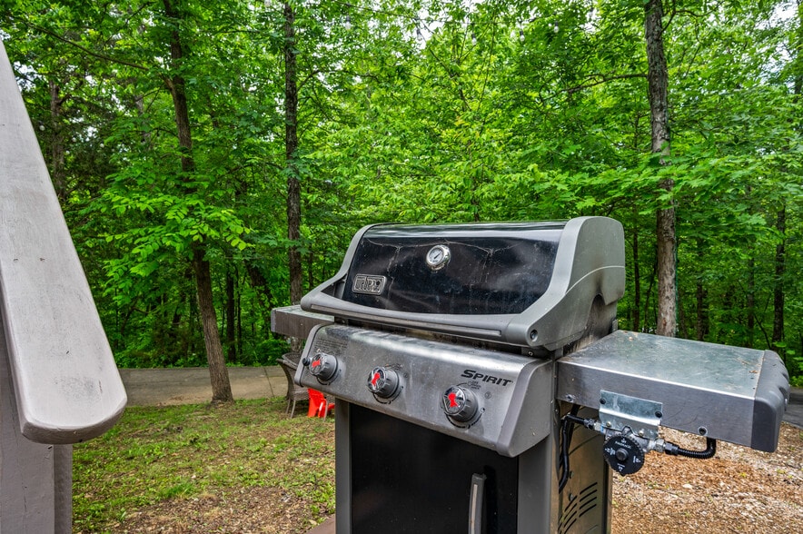 Building Photo - 930 Hideaway Hills Cir