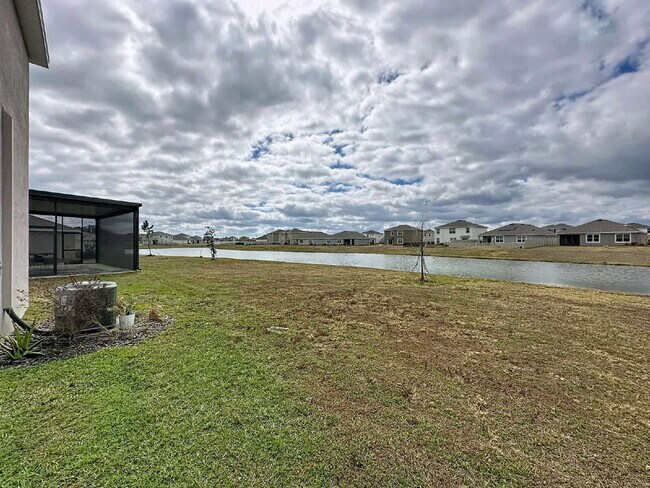 Building Photo - 8379 Ender Hls Dr