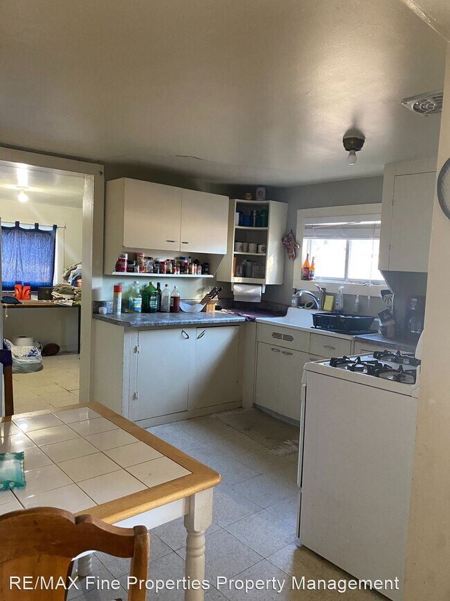 Building Photo - 1 br, 1 bath House - 5281 SJ Diamond Road