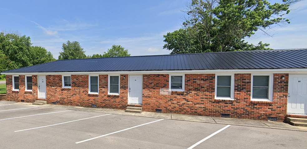 Building Photo - 412 Greggview St