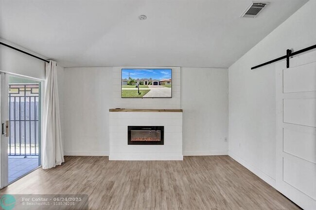 Building Photo - 14221 SW 160th Terrace