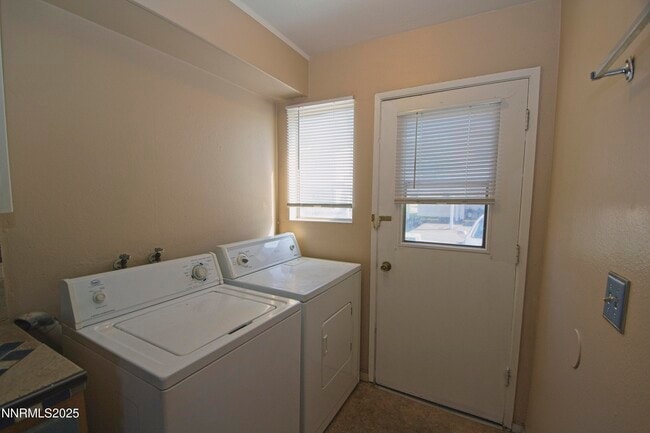Building Photo - 3506 Willow Hills Cir