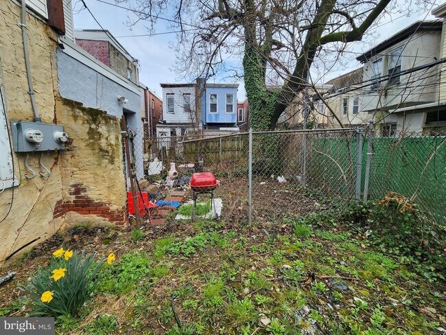 Building Photo - 3114 W Gordon St