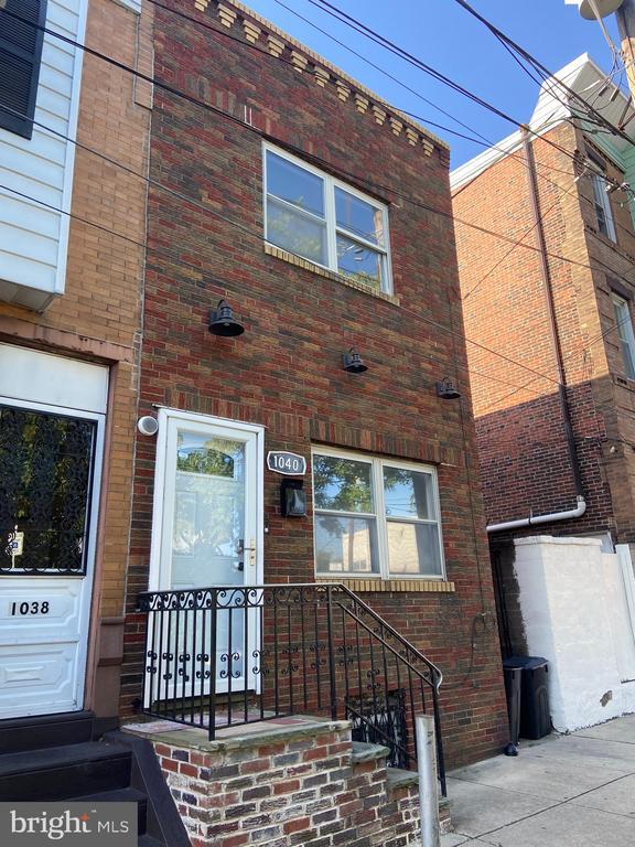 Building Photo - 1040 Cantrell St