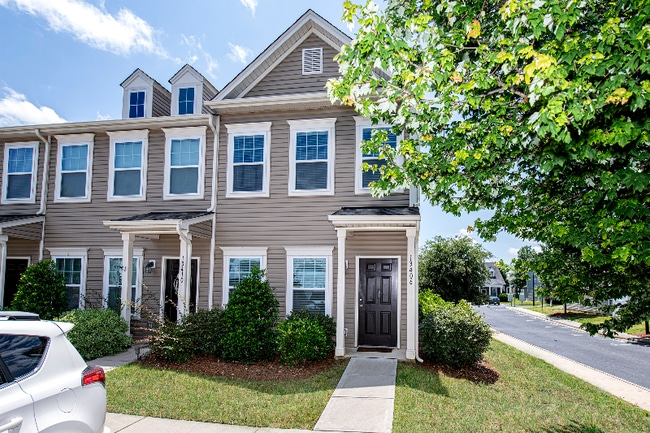 Building Photo - 13406 Calloway Glen Dr