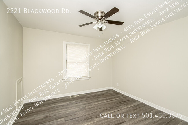 Building Photo - 2221 Blackwood Rd