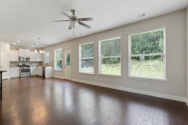 Building Photo - 1034 Keeneland Dr