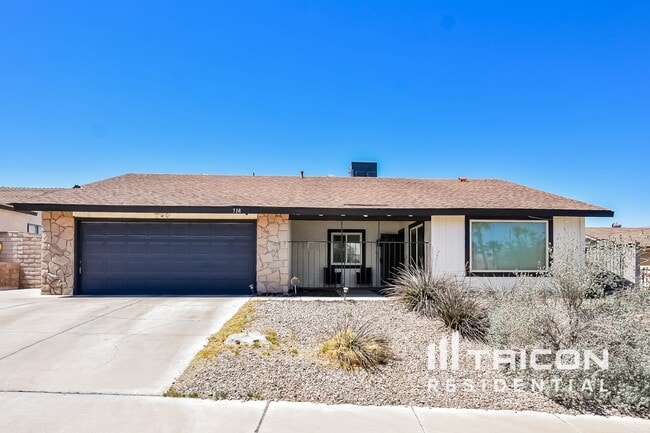Primary Photo - 718 Summerland Dr