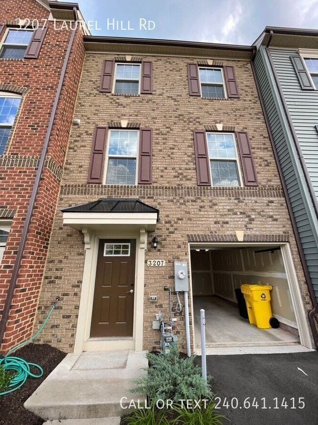 Building Photo - 3207 Laurel Hl Rd