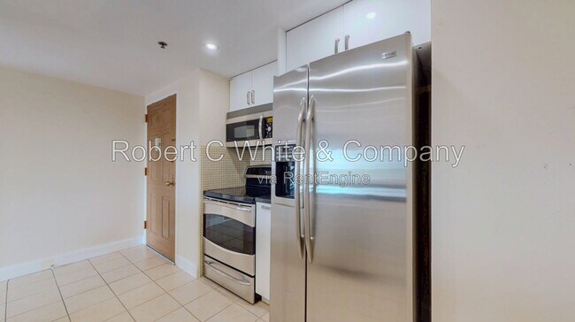 Building Photo - 127 Greyrock Pl