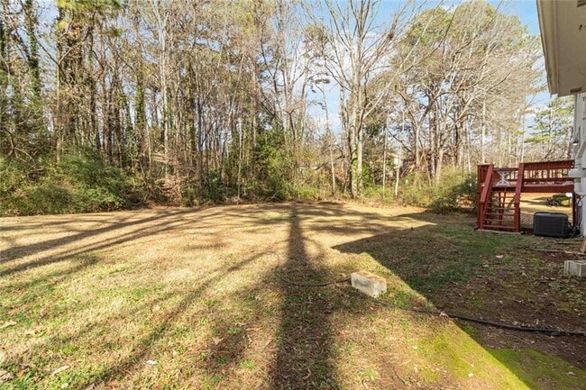 Building Photo - 2119 Tudor Castle Way