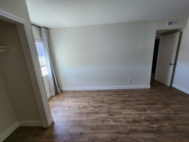 Building Photo - 4030 Mt Acadia Blvd