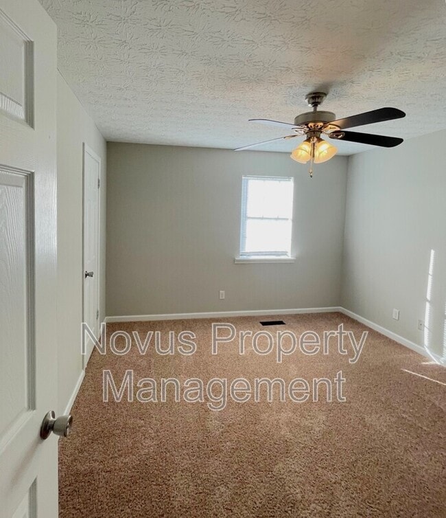 Building Photo - 709 South St