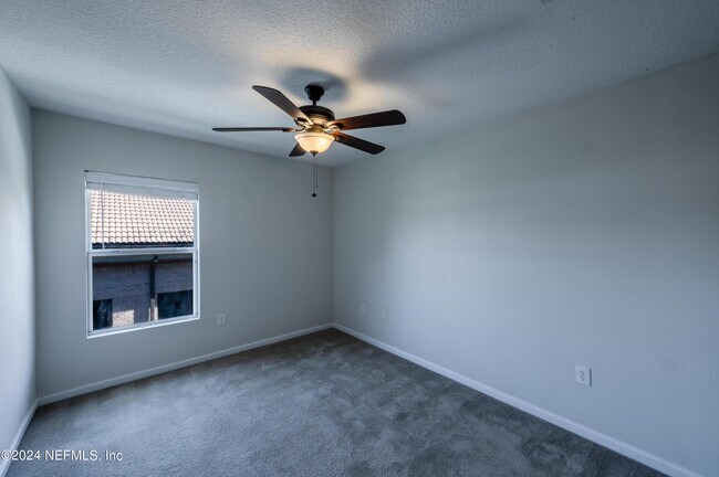 Building Photo - 9505 Armelle Way
