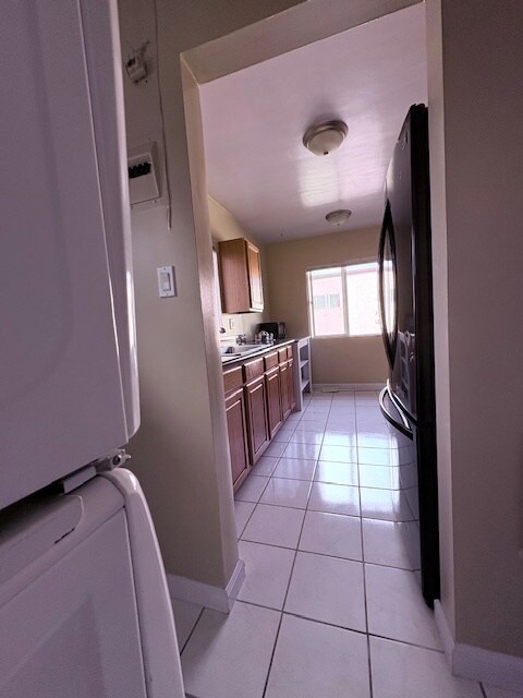 Kitchen - 2421 Carnegie Ln