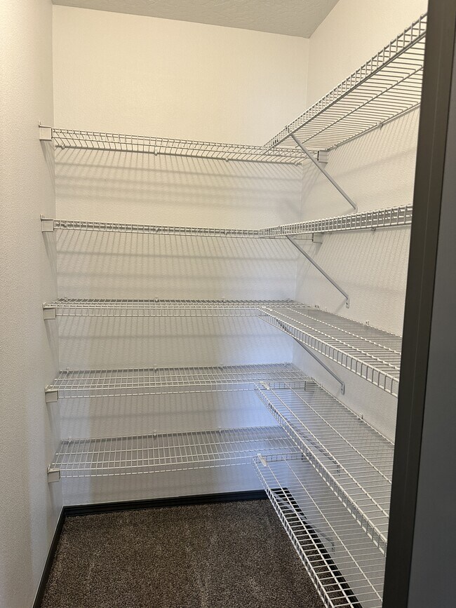 Building Photo - 3416 Parktrail Ct