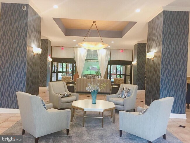 Building Photo - 5500 Holmes Run Pkwy