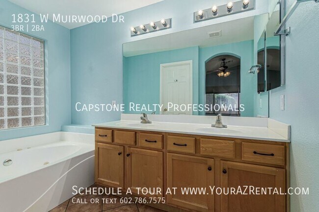 Building Photo - 1831 W Muirwood Dr