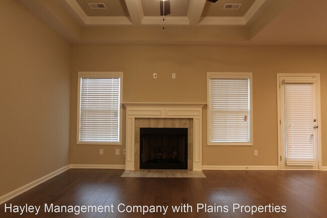 Building Photo - 5 br, 3 bath House - 1006 Dunkirk Circle