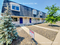 Building Photo - 2271 S Pond St