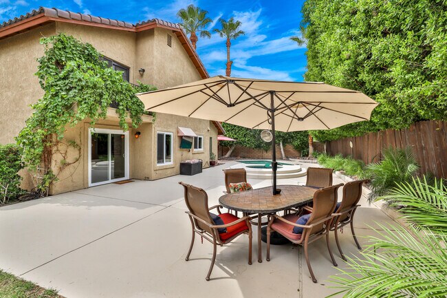 Building Photo - 49035 Tango Ct