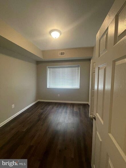 Building Photo - 2830 R St SE