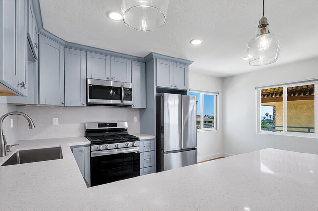 Building Photo - Malaga-GJA