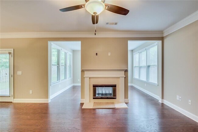 Building Photo - 3745 Jardine Ln