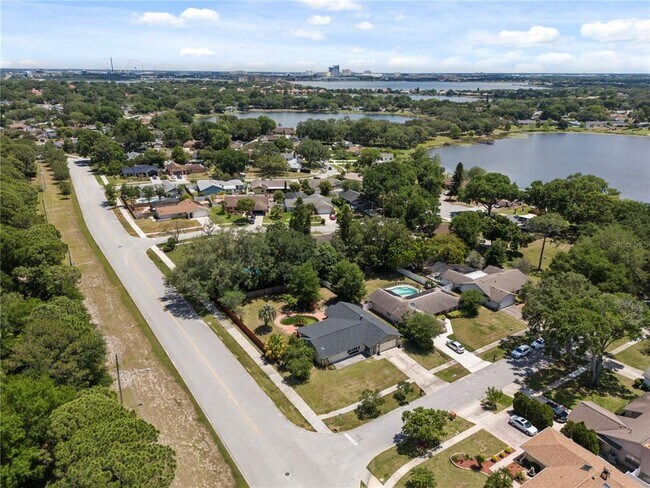 Building Photo - 8007 Cote Ct