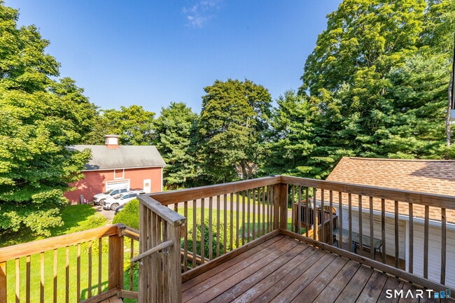 Building Photo - 858 Worthington Ridge