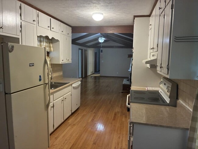 Building Photo - 5346 Orchard Pl