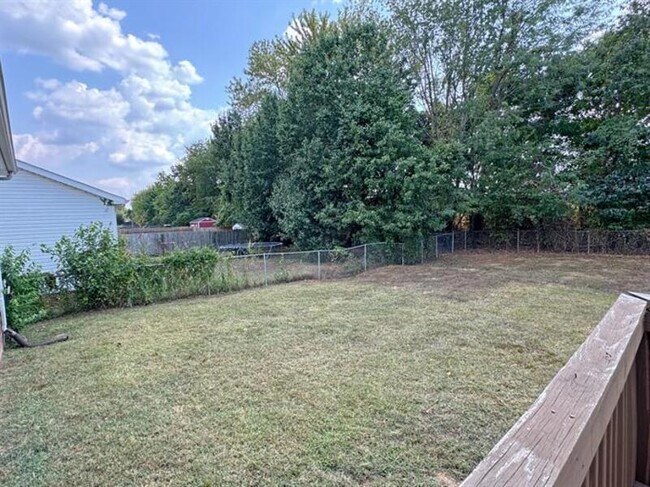 Building Photo - 233 Waterford Dr