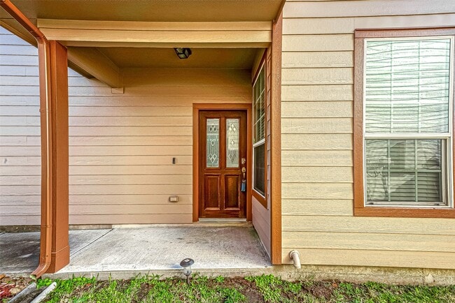 Building Photo - 2748 Maybrook Hollow Ln