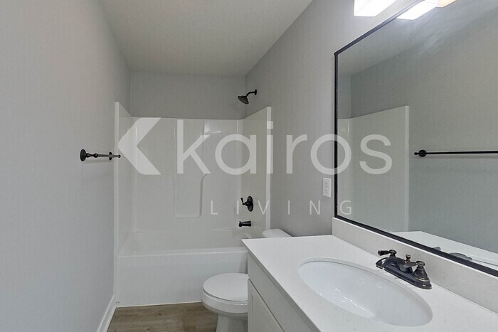 Building Photo - 6928 Holly Ct