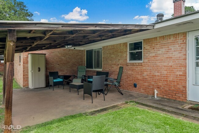 Building Photo - Adorable 3 bed 2 bath in Broadmoor Area!