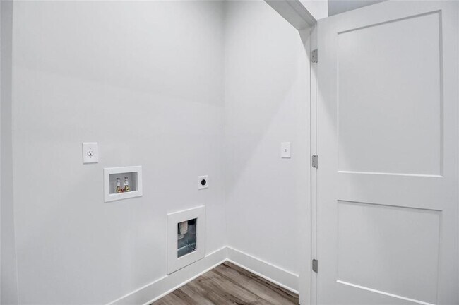 Building Photo - 4443 Buckley Way #65