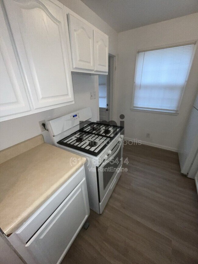 Building Photo - 3539 N Euclid Ave